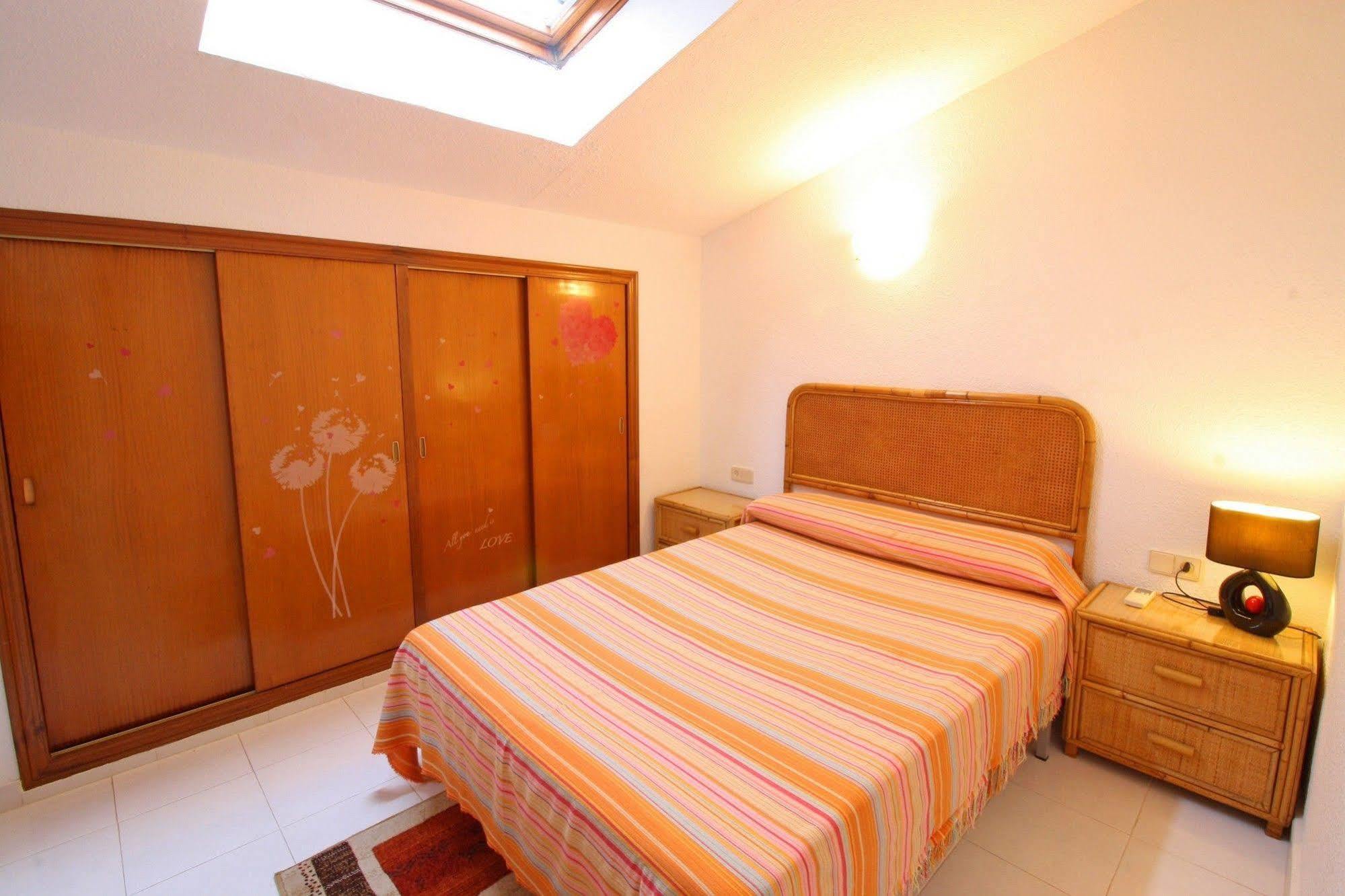 Esmeralda Unitursa Calp